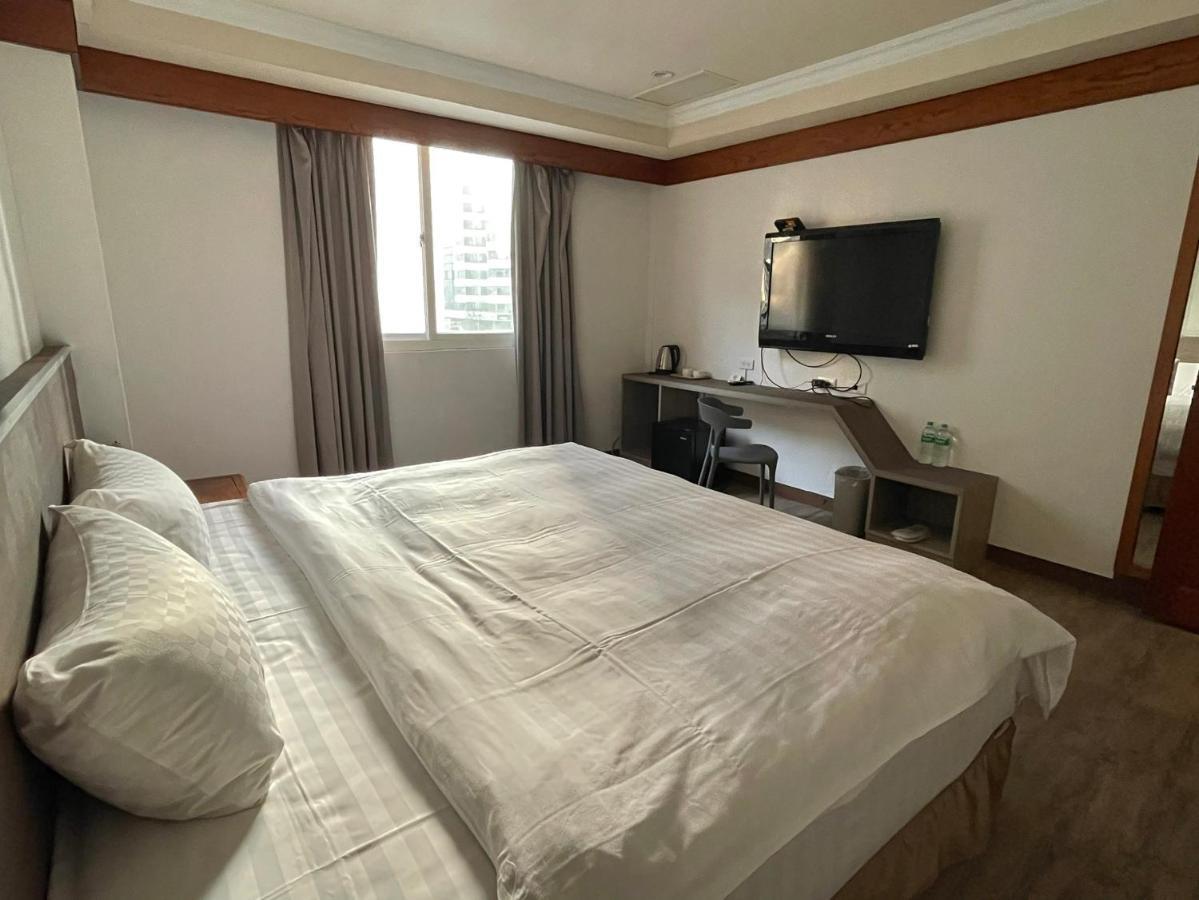 The Rivero Hotel Kaohsiung Extérieur photo