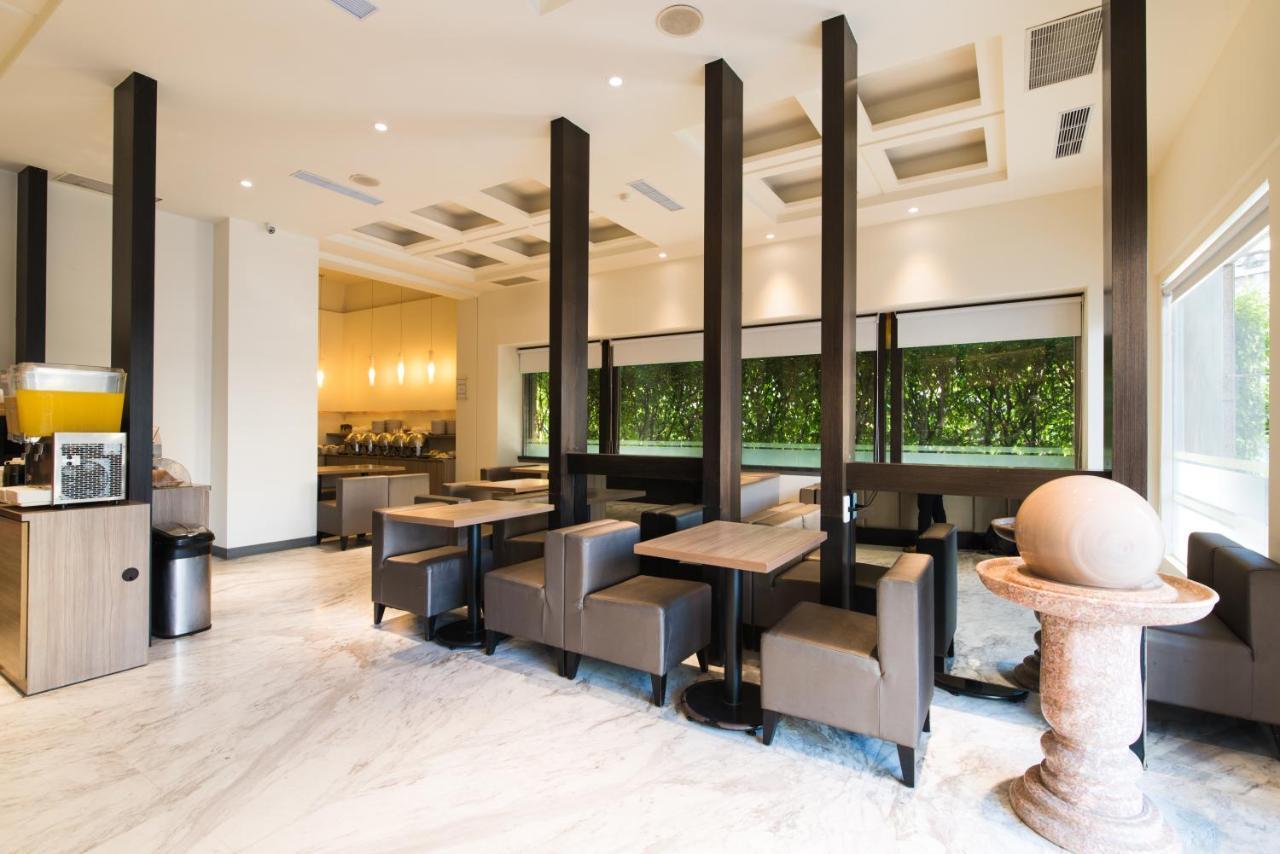 The Rivero Hotel Kaohsiung Extérieur photo